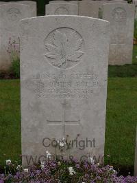 Etaples Military Cemetery - Butler, Christopher